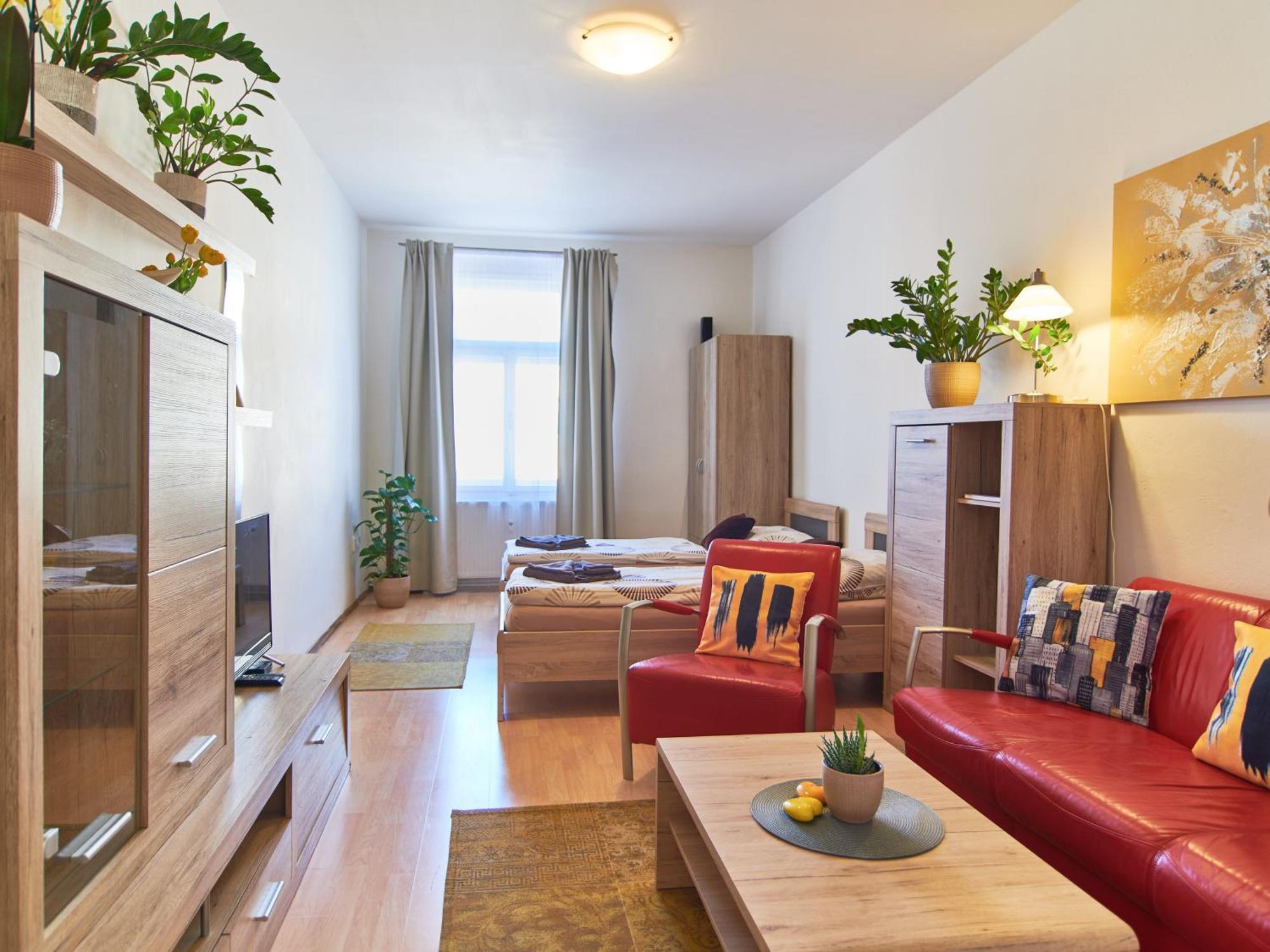 Cozy Apartments With Terrace Near Prague Castle — Photos 1